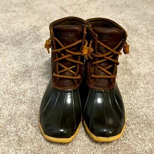 Women’s Sperry Saltwater Duck Boot Size 7